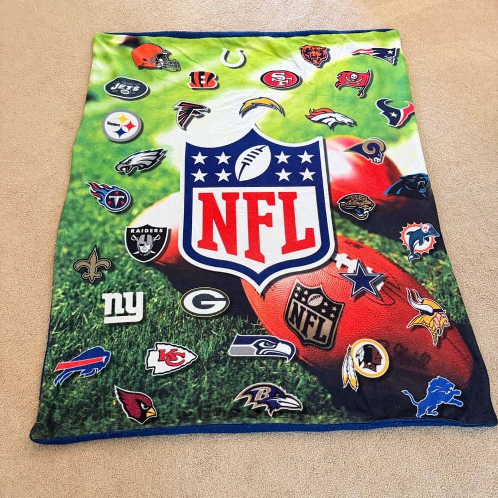 The Northwest Company NFL Shield Throw Blanket 47x56 All Team‎ Logos